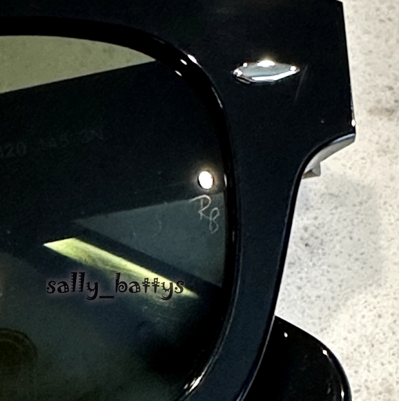 Ray-Ban (Store Display) State Street Black RB2186 - Picture 11 of 17